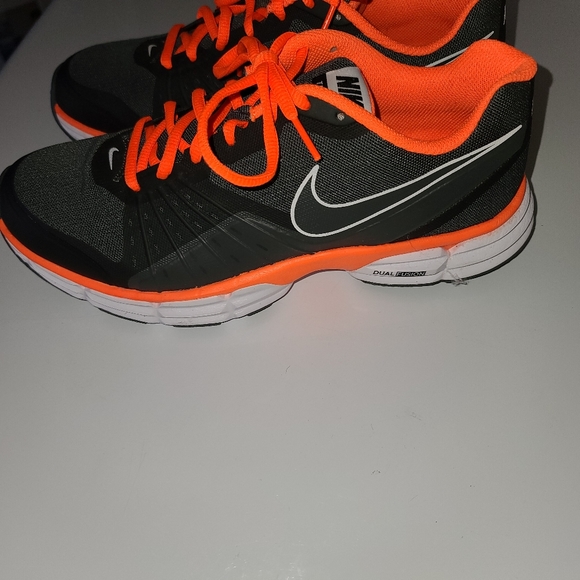 Nike dual fusion training shoes - Picture 2 of 7